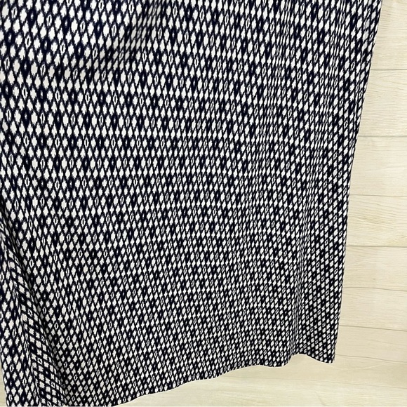 Vince Camuto Dress Blue White V Neck Sleeveless Maxi - Picture 7 of 16